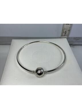 Pandora Essence Bangle Bracelet 7.5”